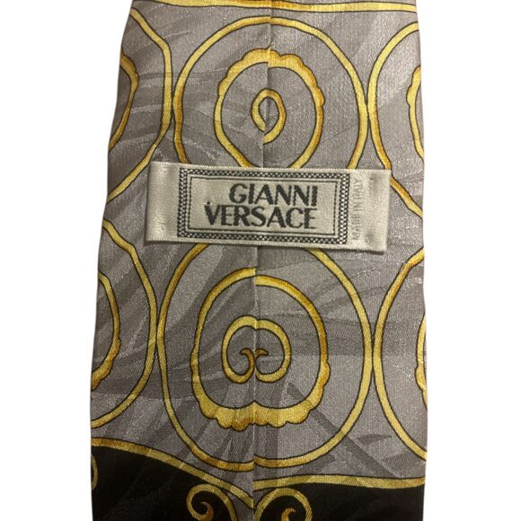 Vtg GIANNI VERSACE 90s Silk Tie Black Gold Baroque Floral Italy HANDMADE Spain - Picture 5 of 6